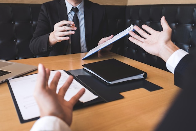 Lawyer explaining statute of limitations to a personal injury claim client