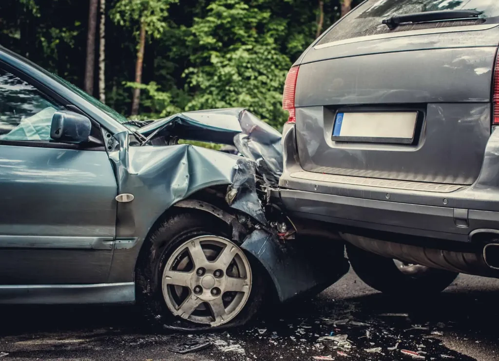 How Overtaking and Wrong Turns Lead to Serious Car Accidents