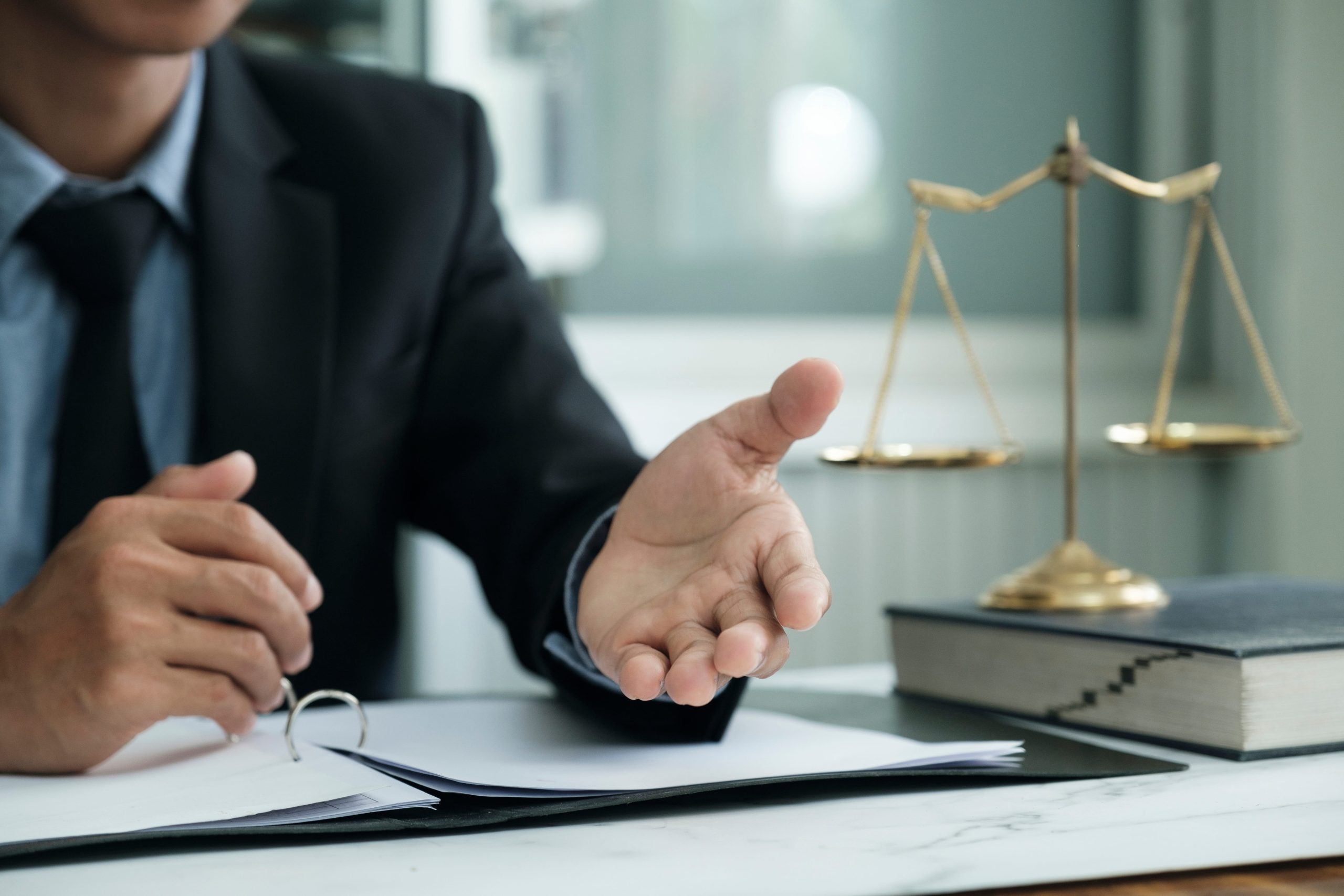 Woodland Hills Personal Injury Lawyer - The 5 "Case Value Killers" We Prevent Early