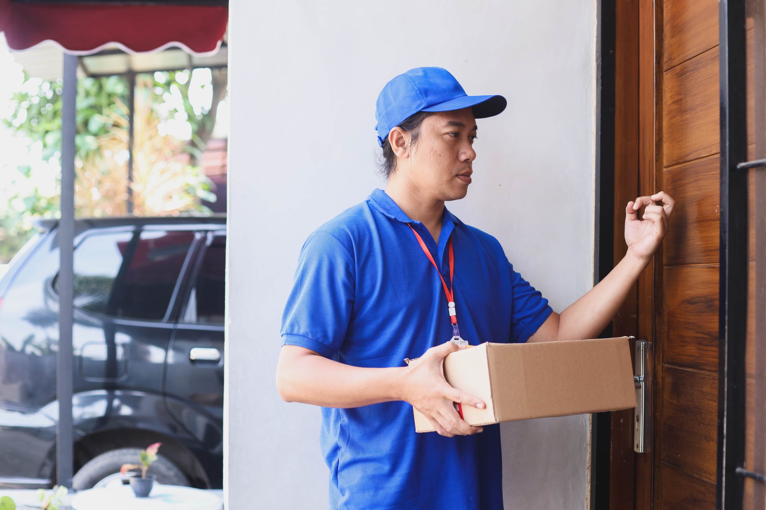 Delivery Driver and Mail Carrier Dog Bites in Los Angeles